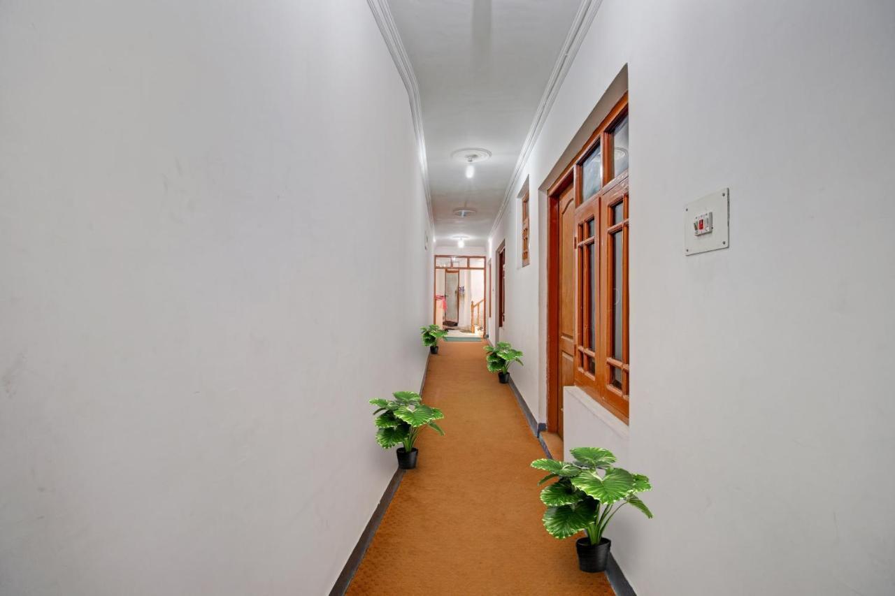 Super Oyo Capital O 91600 The Village Classic Hotel And Restaurant Srinagar  Luaran gambar