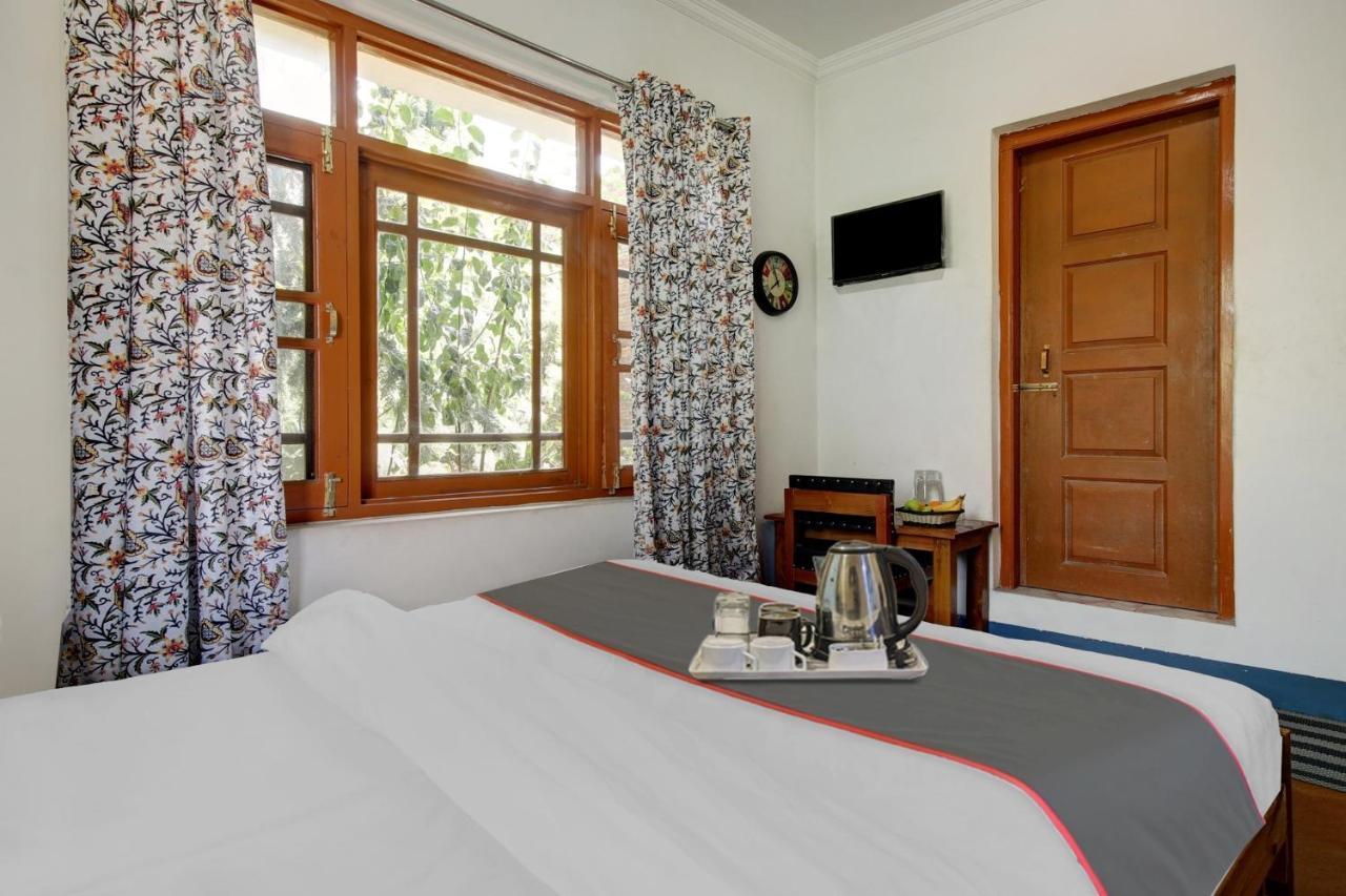 Super Oyo Capital O 91600 The Village Classic Hotel And Restaurant Srinagar  Luaran gambar