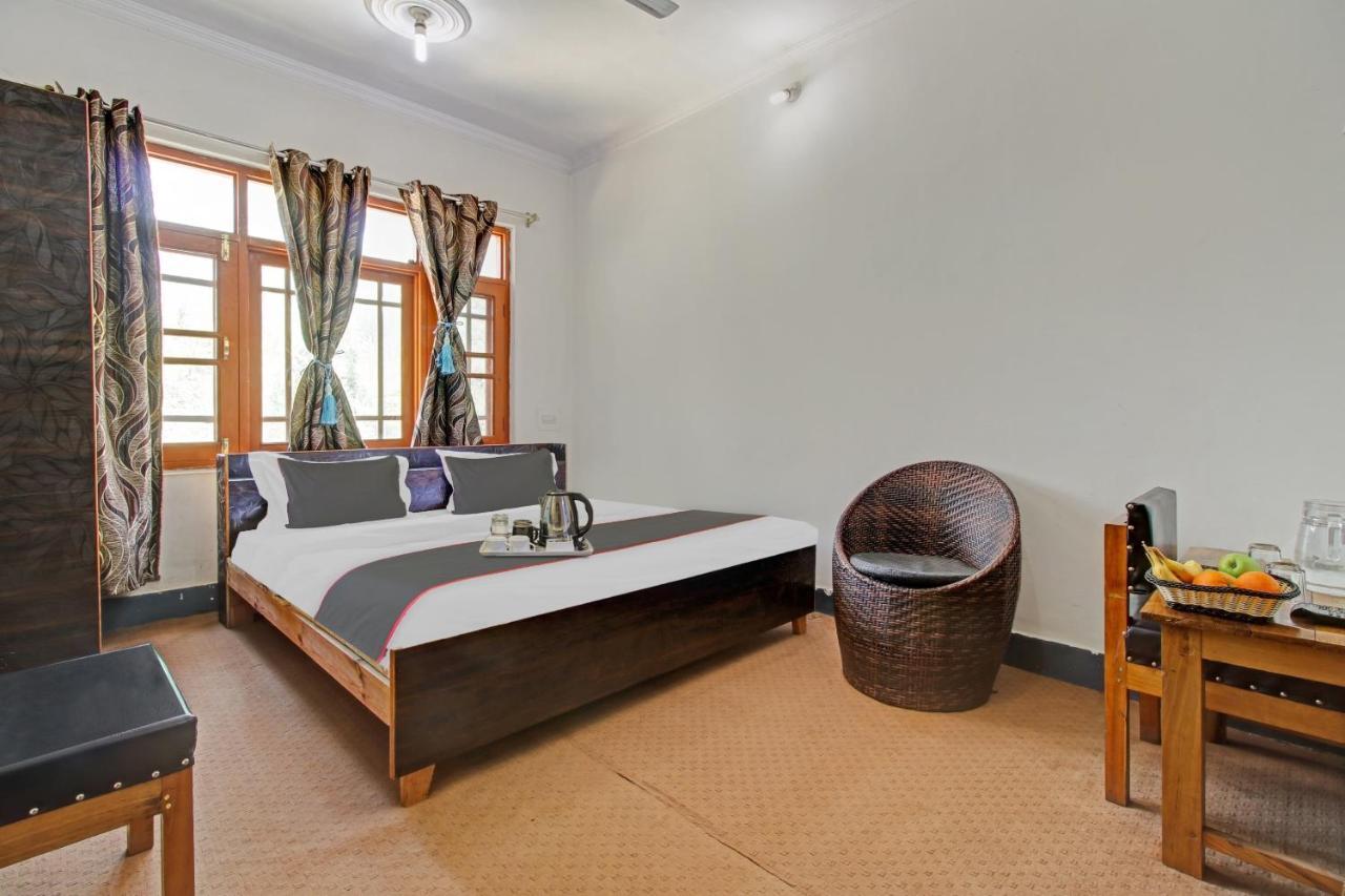Super Oyo Capital O 91600 The Village Classic Hotel And Restaurant Srinagar  Luaran gambar
